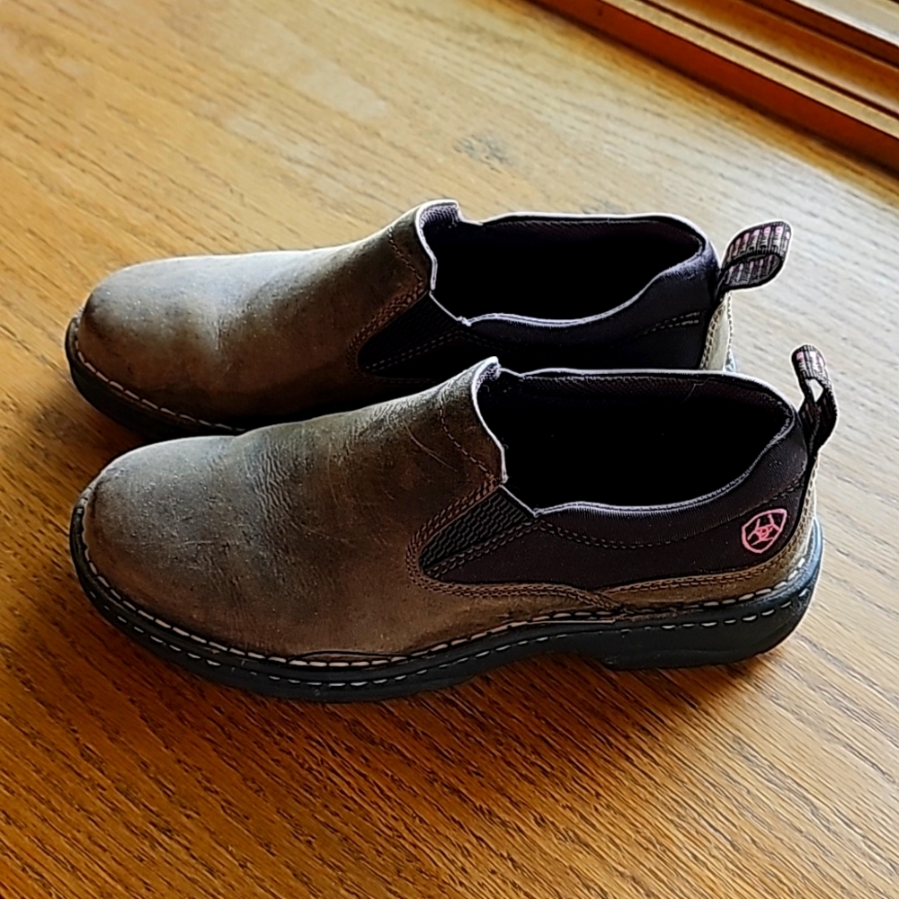 Ariat 4LR  6.5 Slip on